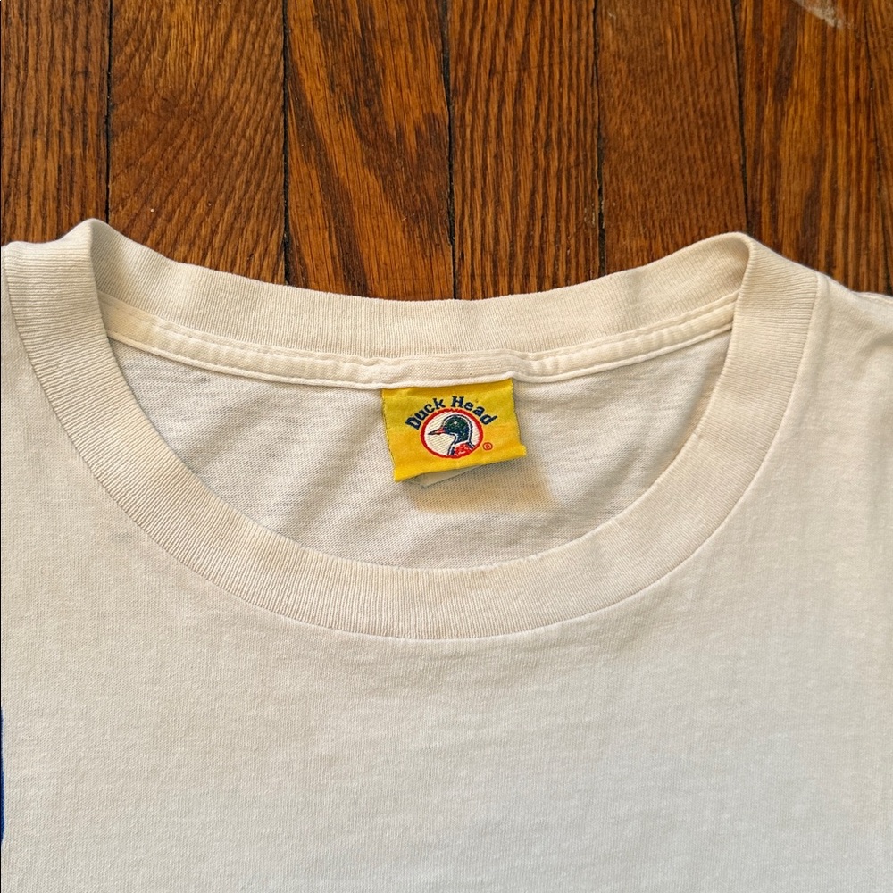 90’s Duck Head Single Stitch Vintage T-Shirt - Picture 3 of 10